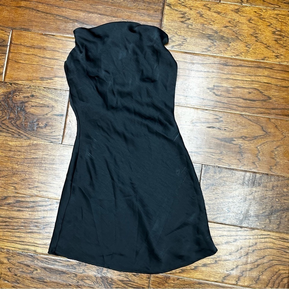 Lulus satin lace mini‎ dress